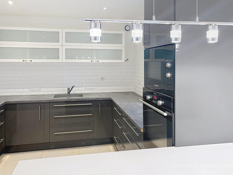 Maison - 103 m² - 5 pièces