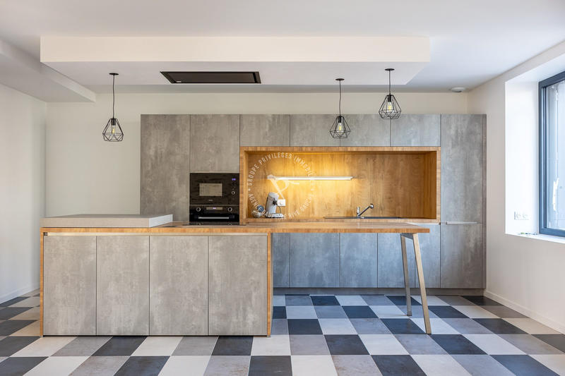 Maison ancienne - 193 m² - 9 pièces