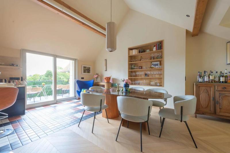 Appartement - 120 m² - 4 pièces