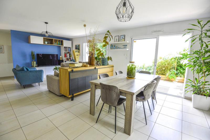Maison - 104 m² - 4 pièces
