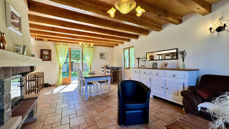 Maison - 170 m² - 5 pièces