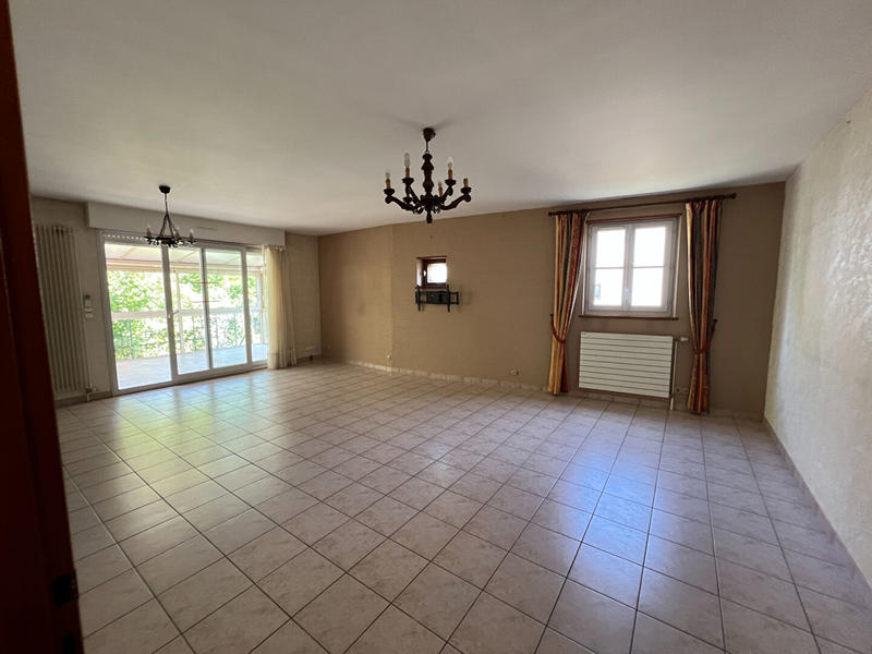 Maison - 154 m² - 8 pièces