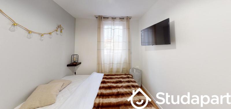 Chambre - 11 m² - 1 pièce