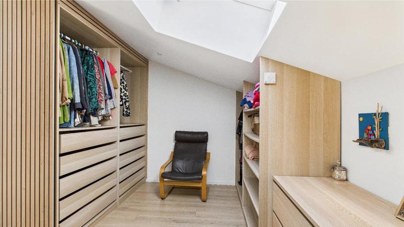 Maison - 185 m² - 5 pièces