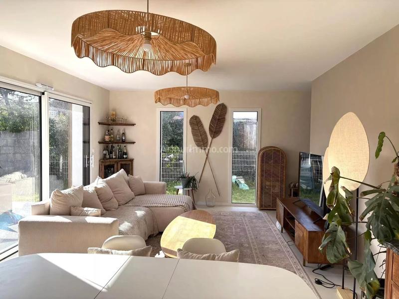 Maison - 98 m² - 5 pièces