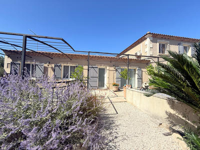 Maison - 150 m² - 5 pièces