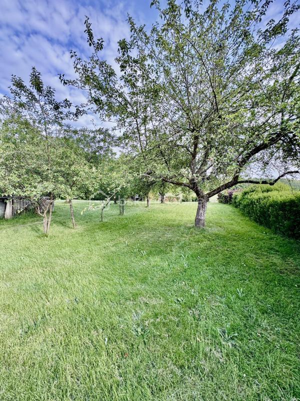 Terrain constructible - 1 000 m²