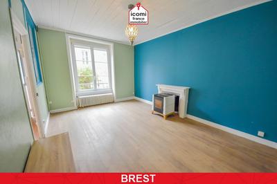 Maison - 131 m² - 7 pièces