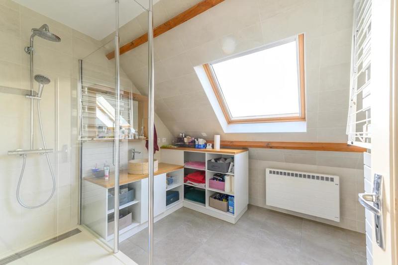 Maison - 145 m² - 6 pièces