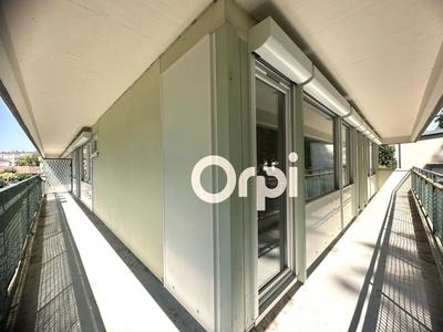 Appartement - 118 m² - 6 pièces