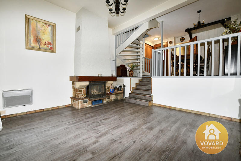 Maison - 93 m² - 5 pièces