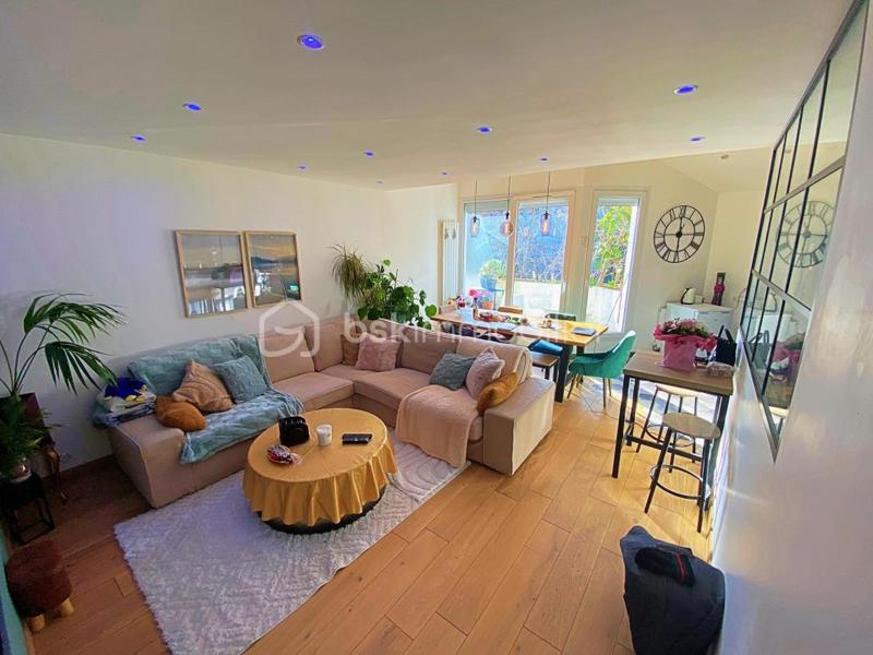 Duplex - 77 m² - 4 pièces