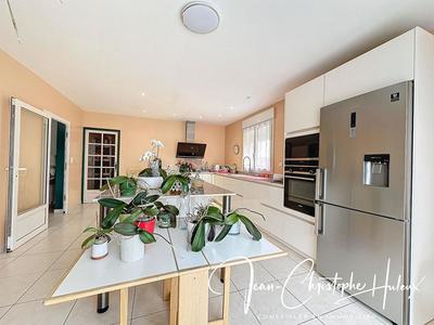 Villa - 190 m² - 6 pièces