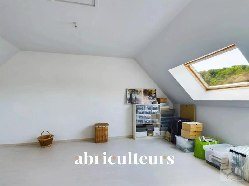 Maison - 152 m² - 6 pièces