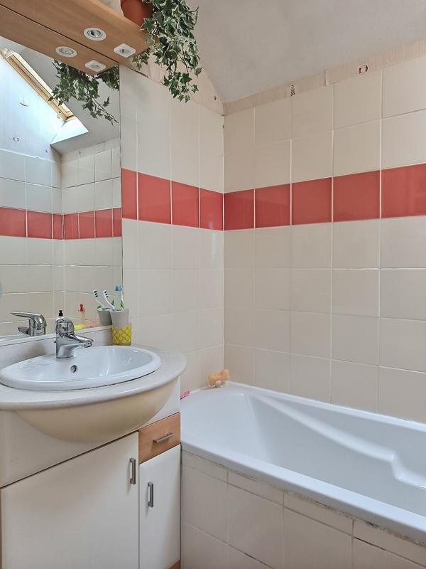 Maison - 116 m² - 6 pièces