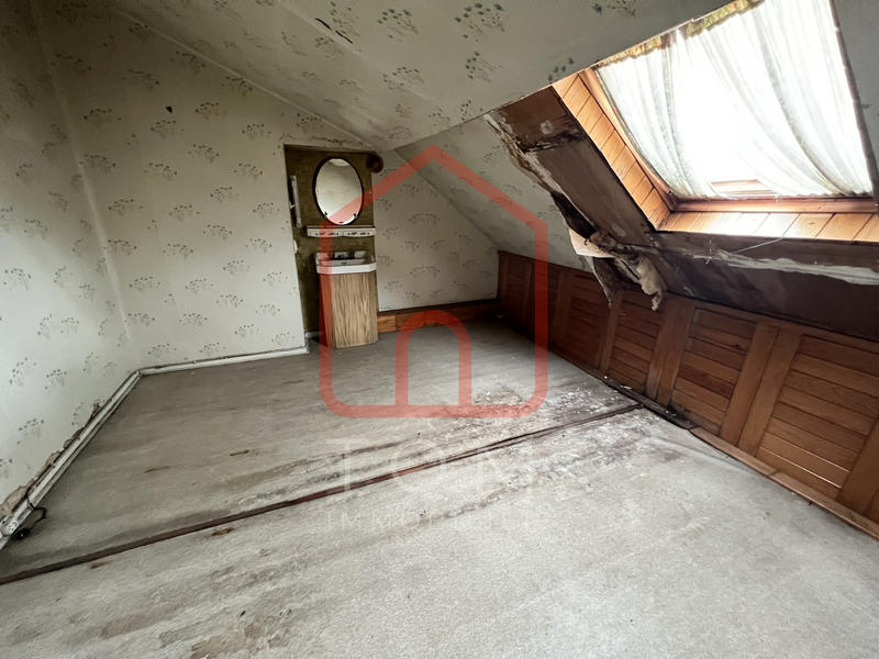 Maison - 95 m² - 4 pièces