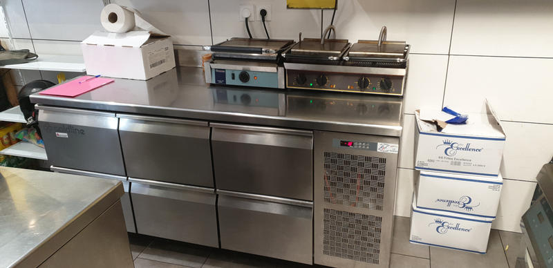 Fonds de commerce - Magasins - 90 m²