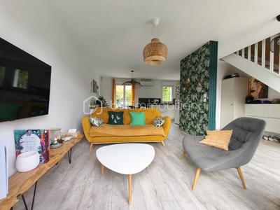 Maison - 115 m² - 5 pièces