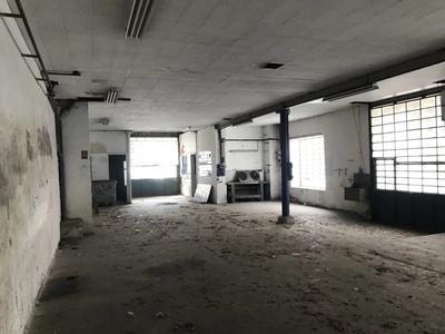 Local commercial - 166 m²