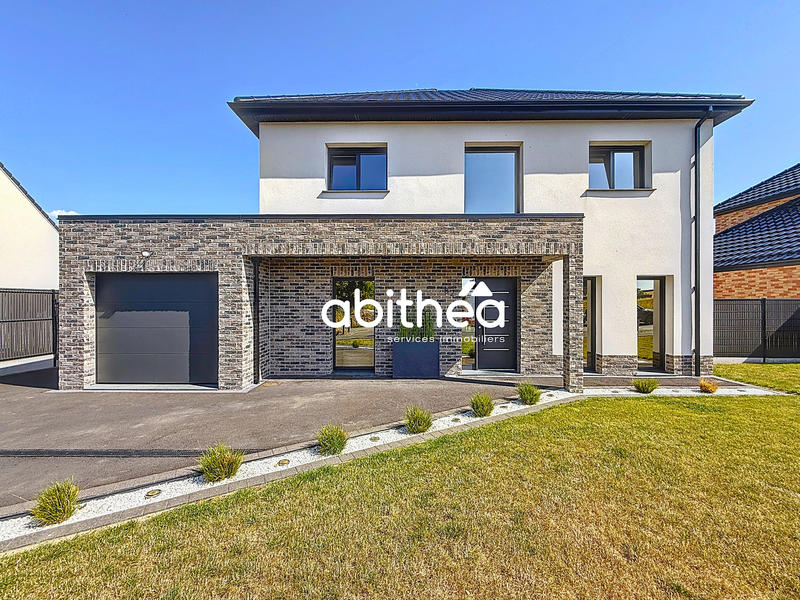 Maison - 144 m² - 6 pièces