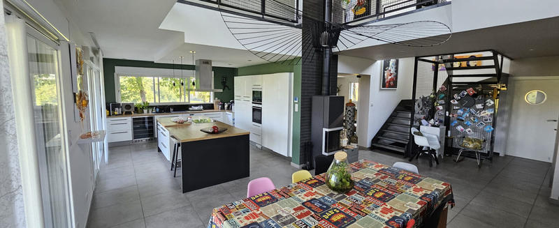 Maison - 162 m² - 6 pièces