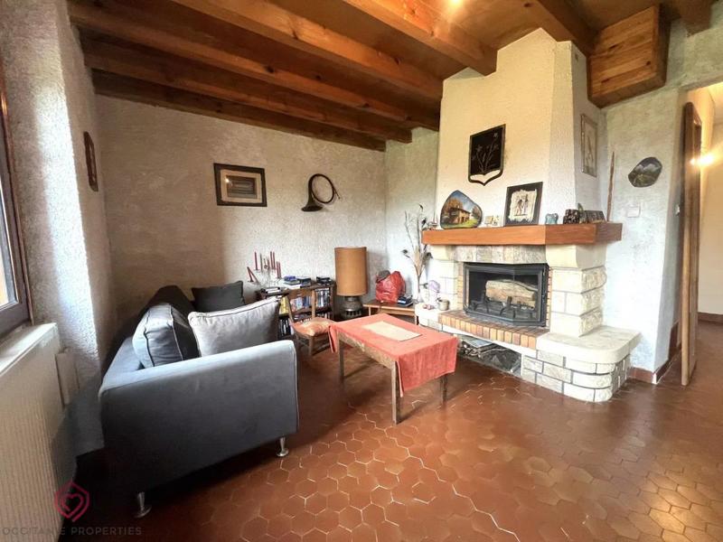 Propriété - 169 m² - 7 pièces