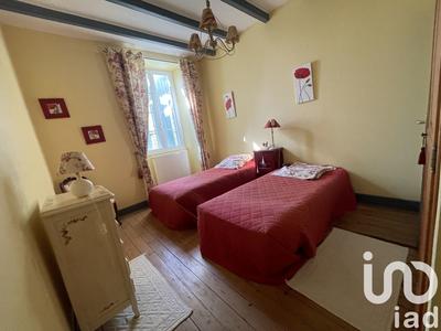 Maison - 427 m² - 18 pièces