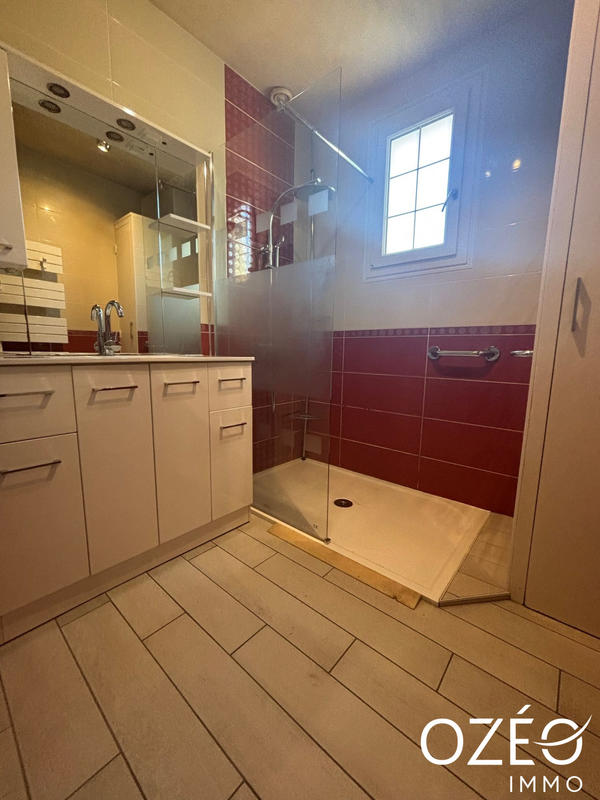 Maison - 106 m² - 6 pièces