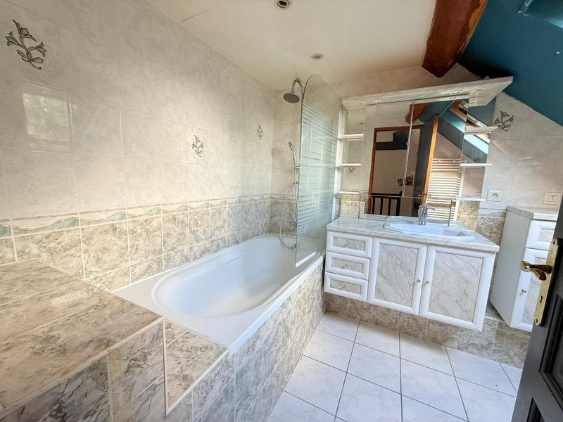 Maison - 134 m² - 4 pièces