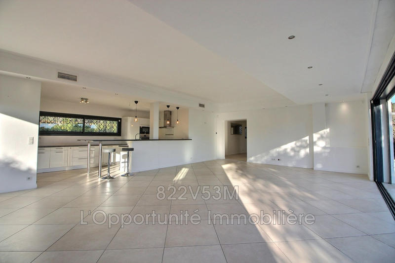 Villa - 163 m² - 4 pièces