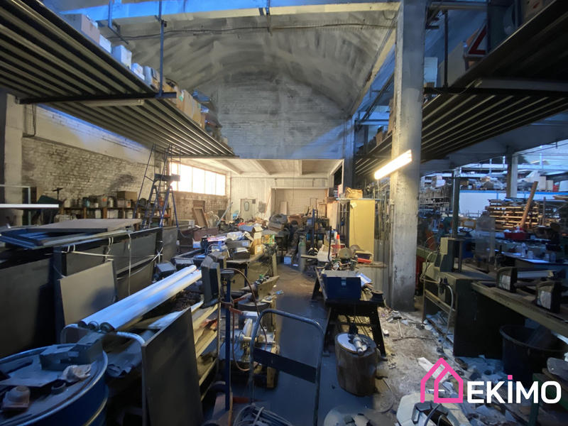 Local d'activités - 1 200 m²