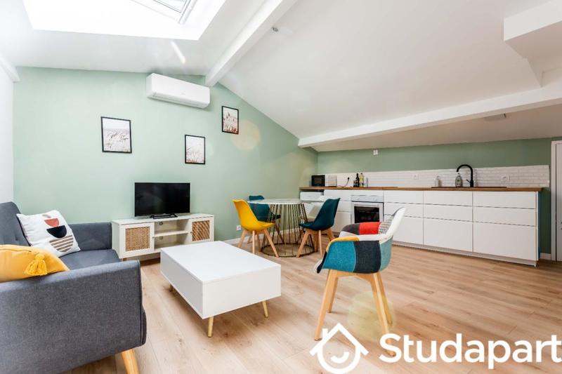 Chambre - 12 m² - 1 pièce