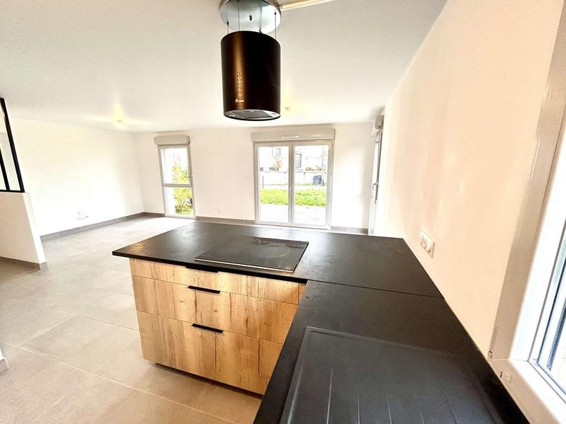 Appartement - 80 m² - 5 pièces