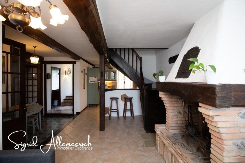 Maison - 227 m² - 7 pièces