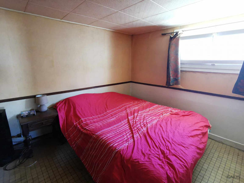 Maison - 83 m² - 7 pièces