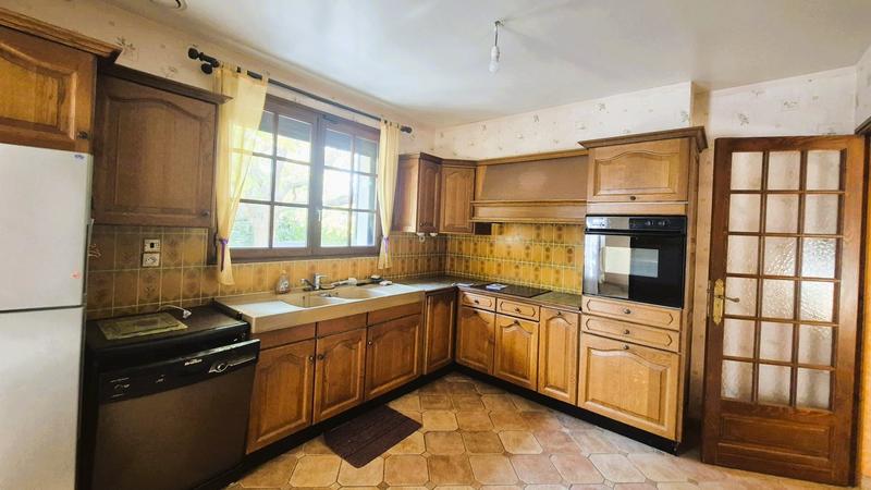 Maison - 143 m² - 7 pièces