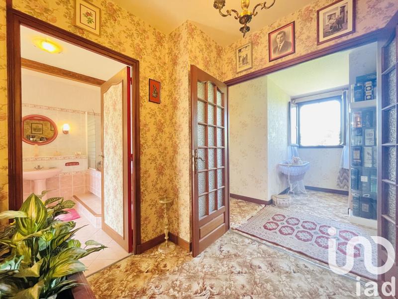 Maison de maîtres - 299 m² - 11 pièces