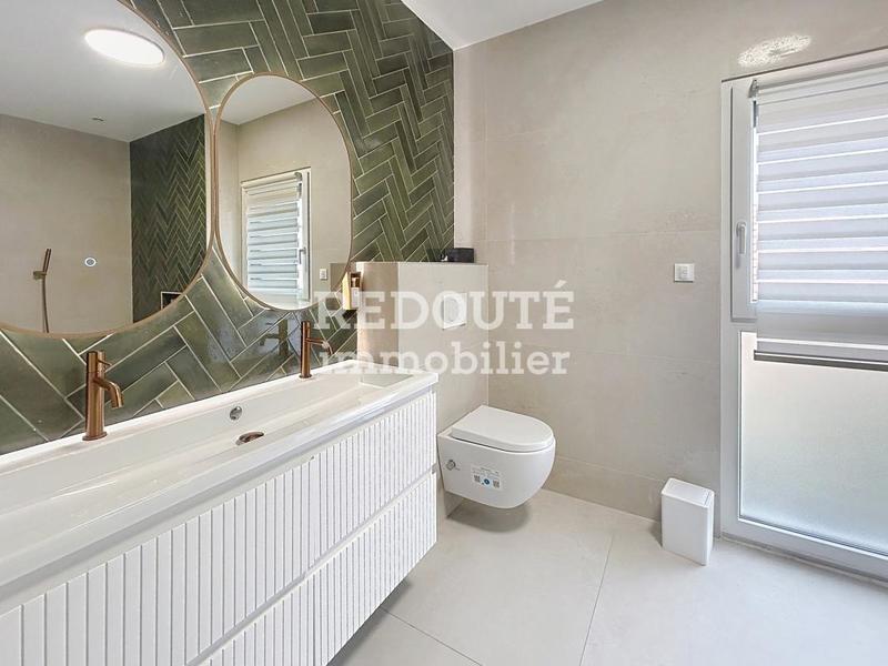 Maison - 187 m² - 7 pièces