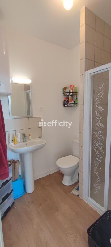 Immeuble - 141 m² - 6 pièces