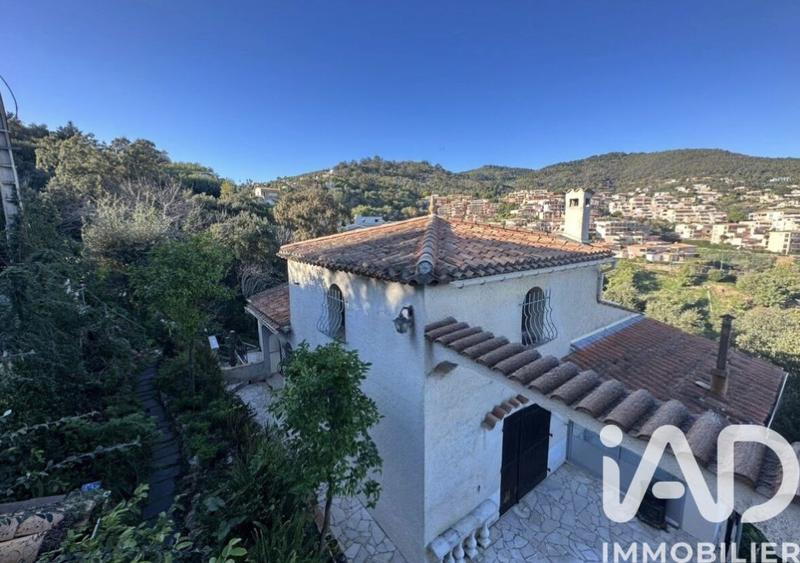 Maison - 177 m² - 6 pièces