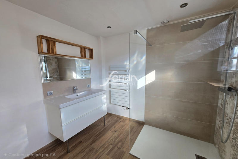 Appartement - 61 m² - 2 pièces