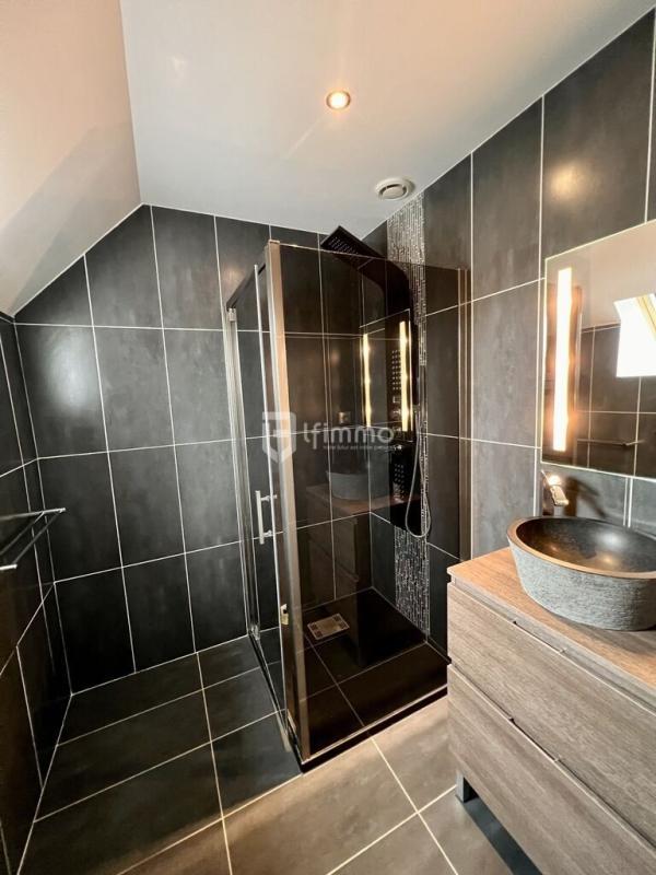 Pavillon - 133 m² - 6 pièces