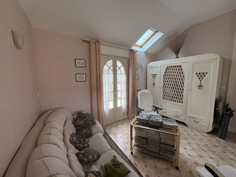 Maison - 149 m² - 7 pièces