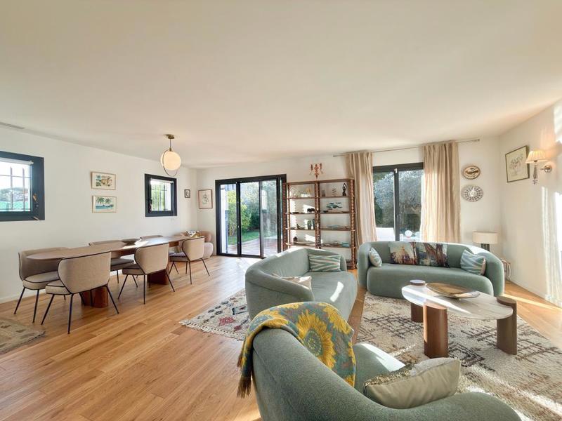 Villa - 115 m² - 4 pièces