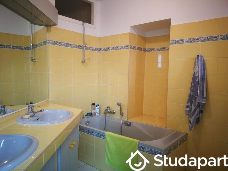 Appartement - 123 m² - 5 pièces