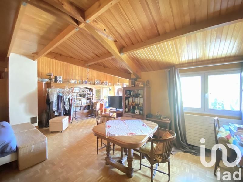 Maison - 174 m² - 8 pièces
