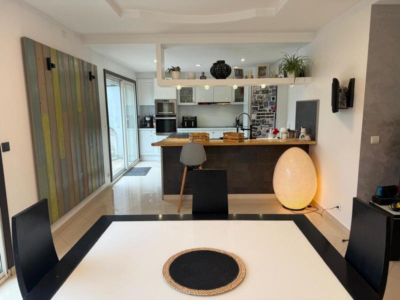 Maison - 165 m² - 7 pièces