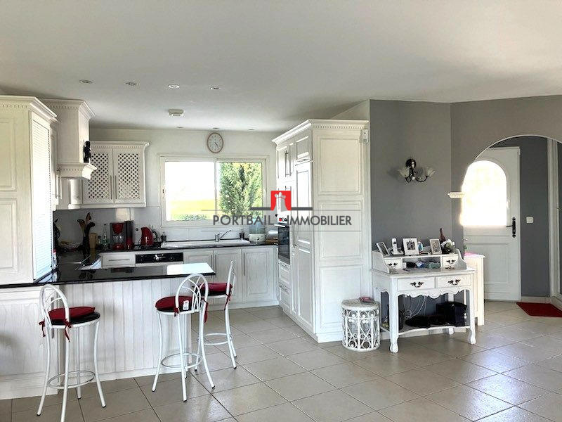 Maison contemporaine - 170 m² - 7 pièces