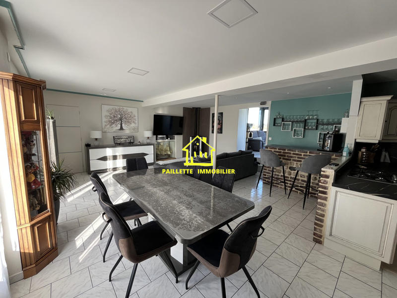 Maison - 189 m² - 6 pièces