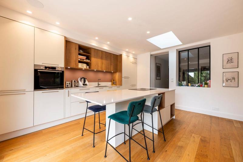 Maison - 226 m² - 5 pièces